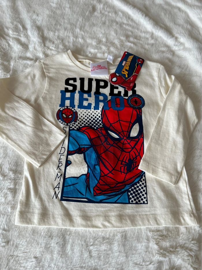 Tee shirt manche longue spiderman
