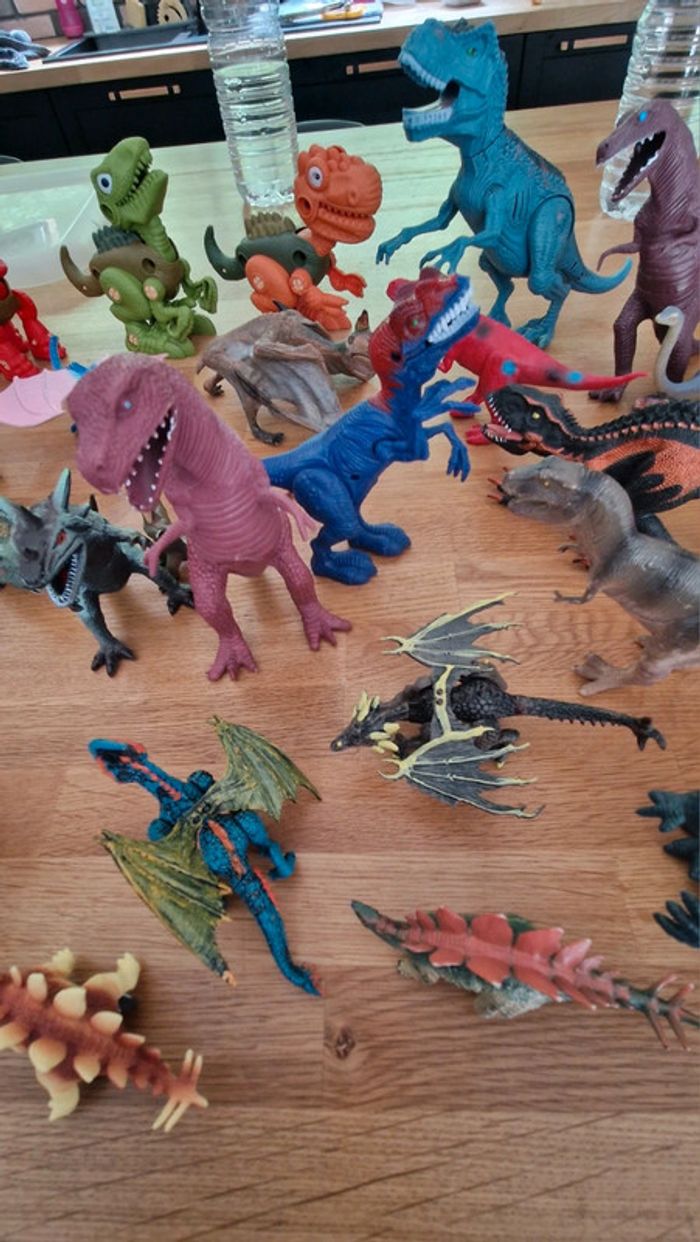 Gros lot 30 dinosaures - photo numéro 2