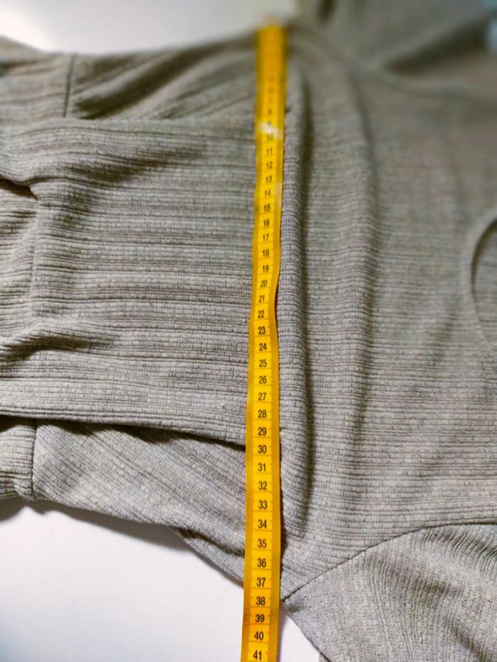 Robe côtelée gris clair avec nœud dos – Pull&Bear – T. XS - photo numéro 9