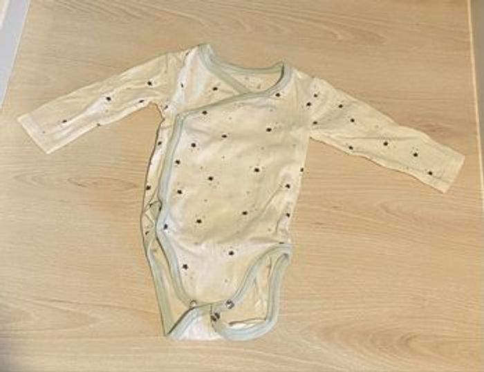 Bodies 3 mois x2 - photo numéro 2