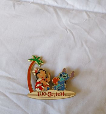 Pins Disney stitch