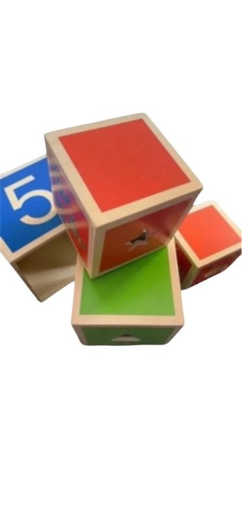 Cube en bois