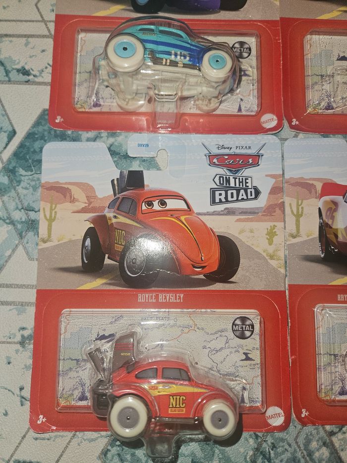 Lot de voitures cars Mattel neuves prix bas - photo numéro 2