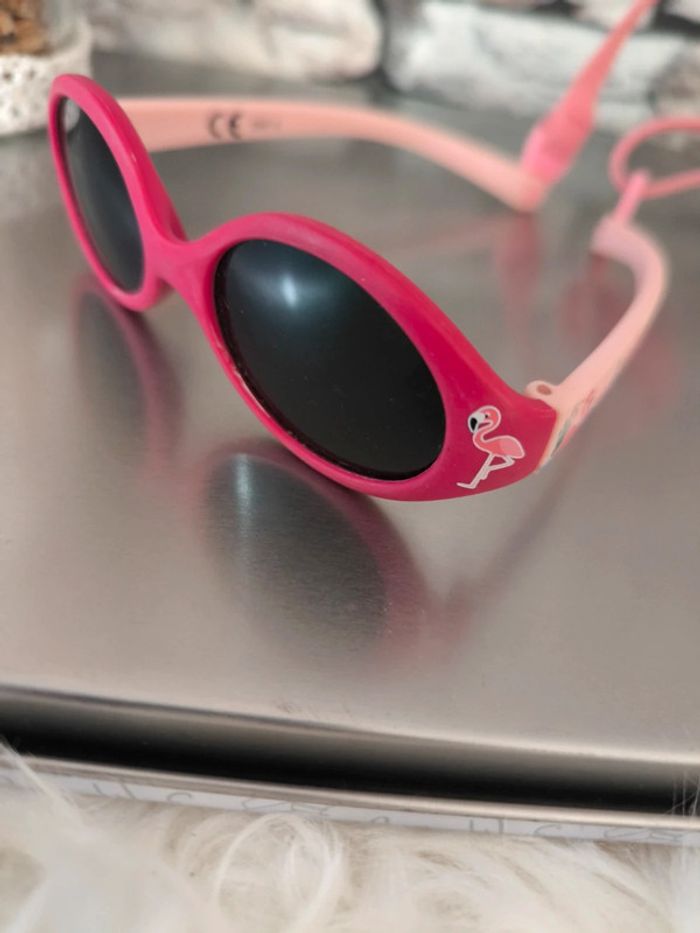 🌹 Paire de lunettes de soleil bébé 1-2 ans 🌹 - photo numéro 5