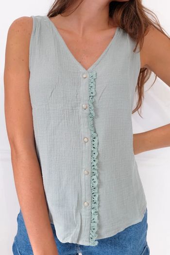🌟 Haut sans manches vert d'eau avec broderie