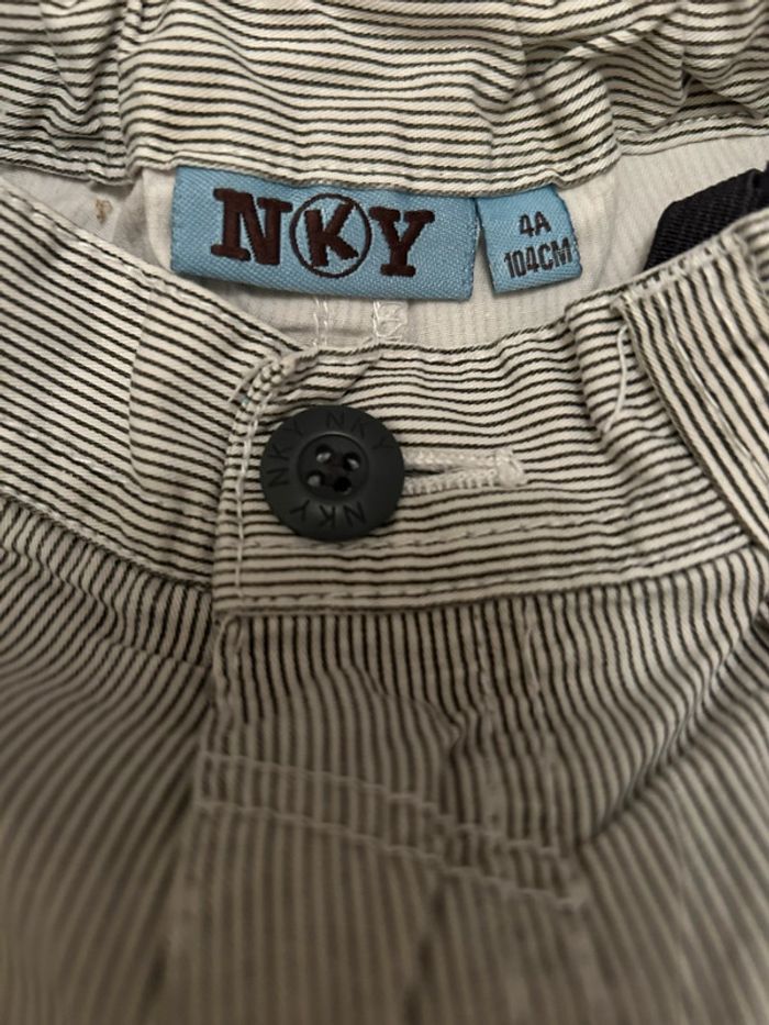 Short à boutons - photo numéro 3