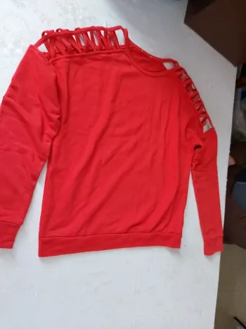 Pull rouge
