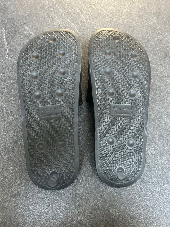 Claquettes Champion taille 40 1/2 -41 - photo numéro 4