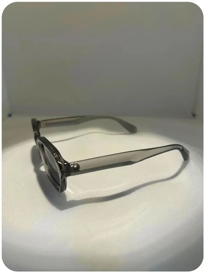 Lunettes de soleil - photo numéro 2