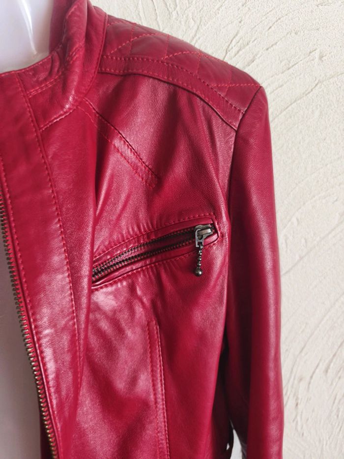 Blouson en cuir rouge - photo numéro 4