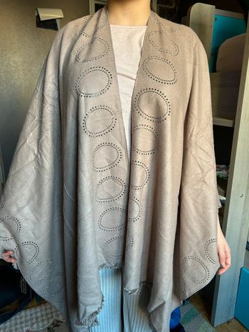 Écharpe capes