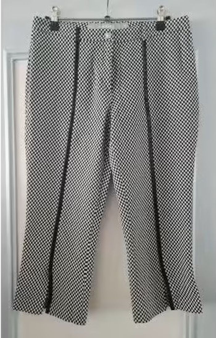 Pantacourt Versace Jeans Couture, taille 42