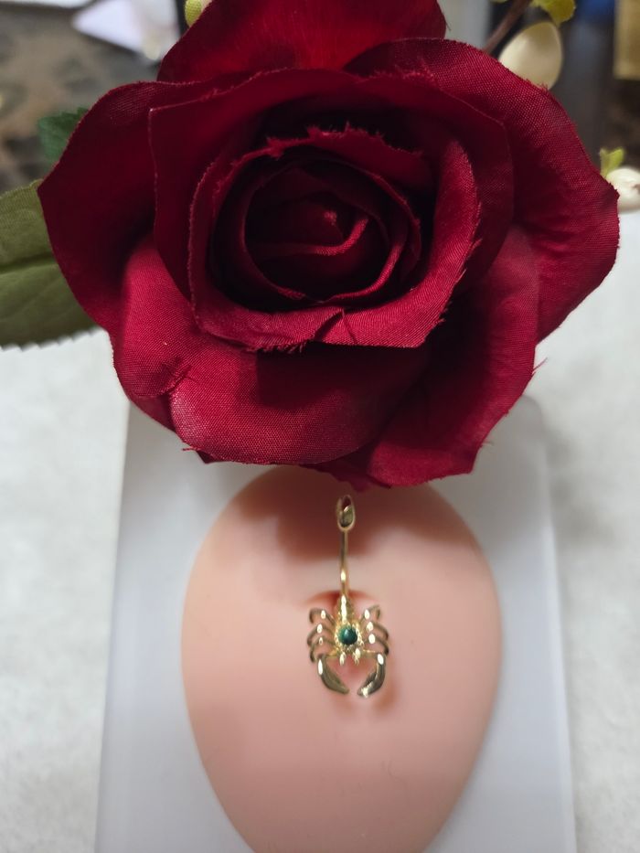 Piercing nombril gold ✨️ 🦂 malachite - photo numéro 4