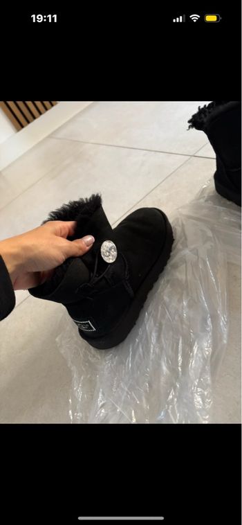 Ugg noires femme t37