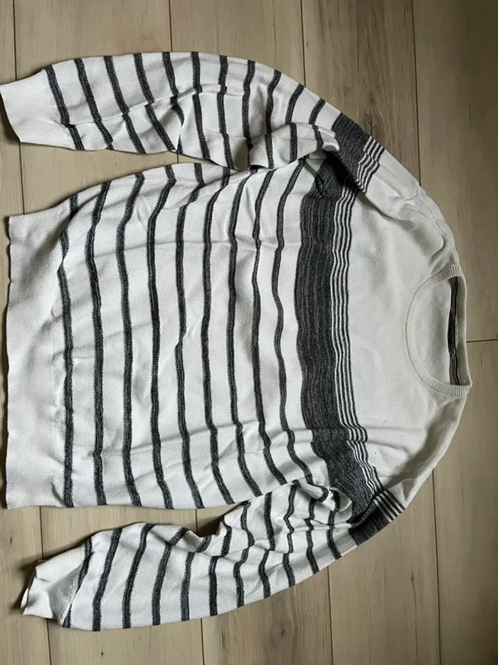 Pull Armand Thierry taille XL - photo numéro 5