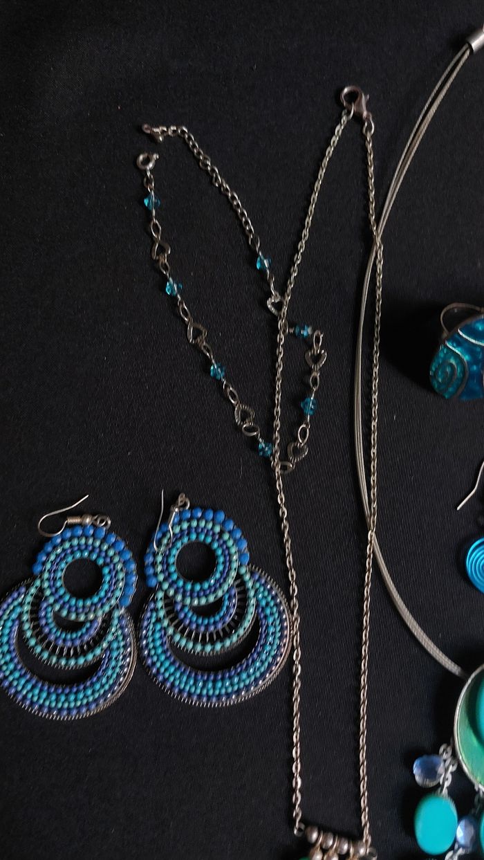 Lot bijoux bleue - photo numéro 2