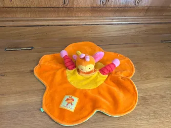 Doudou marionnette Louna Abeille