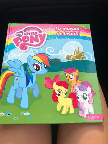 Livre my little pony