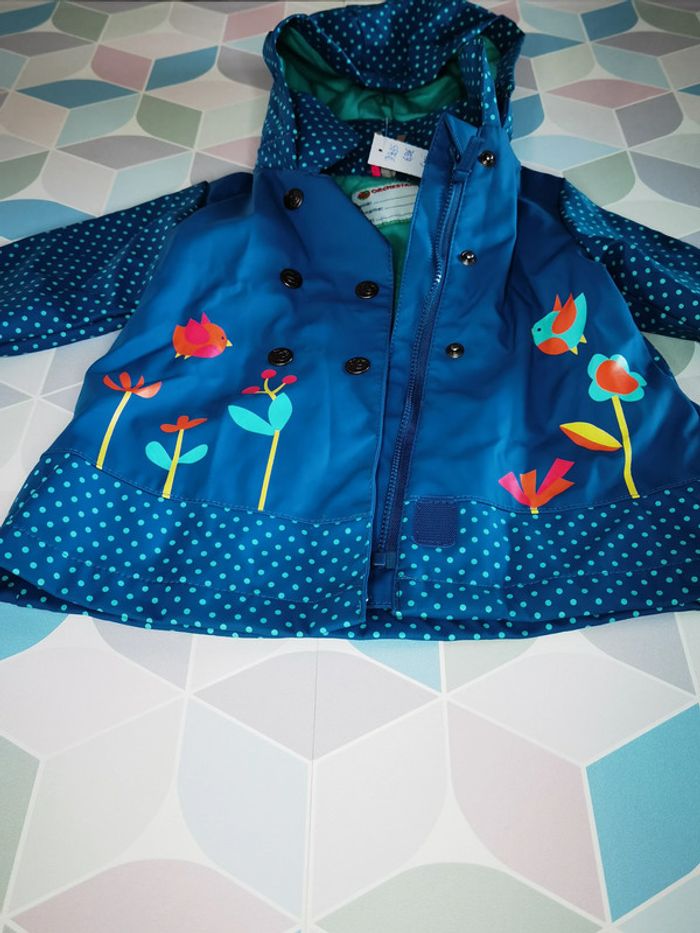 D3035 - imperméable fille 6 mois - photo numéro 2