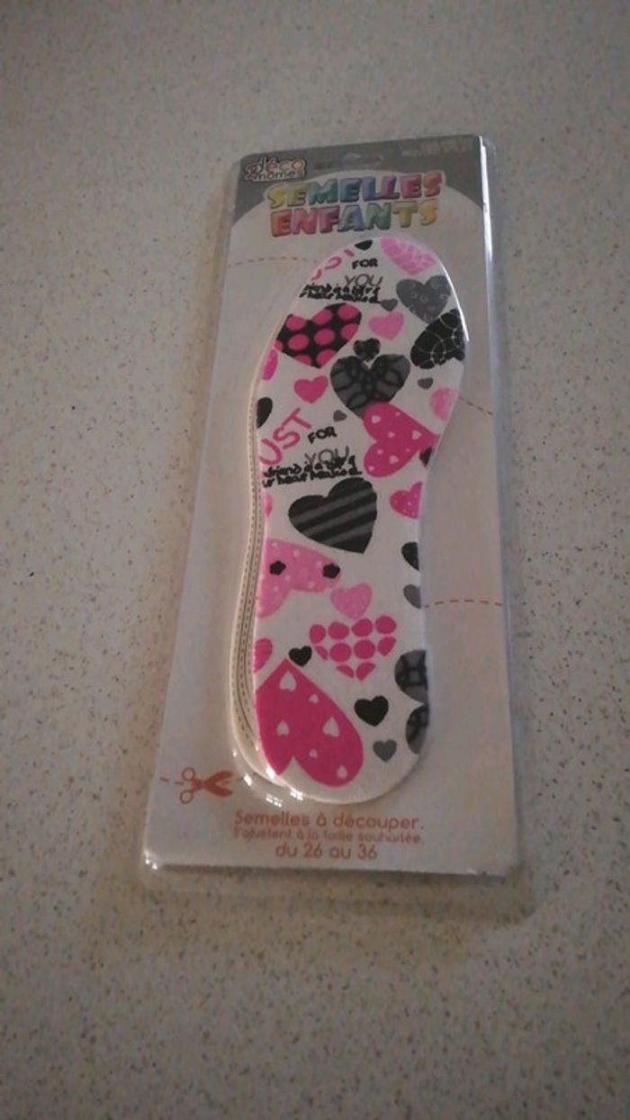 Semelles enfant neuf