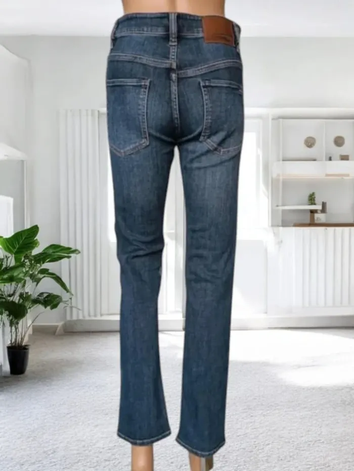 Jean Volcom ,coupe straight ,taille mi-haute ,texture stretch - photo numéro 5