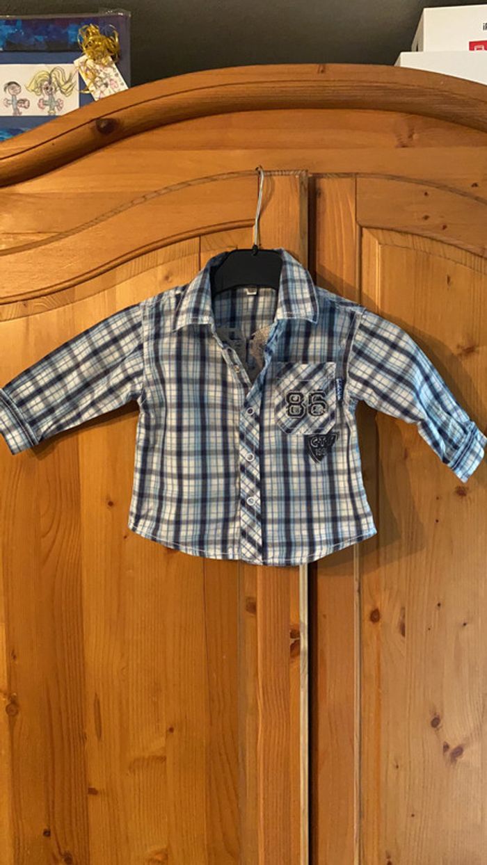 Chemise à carreaux