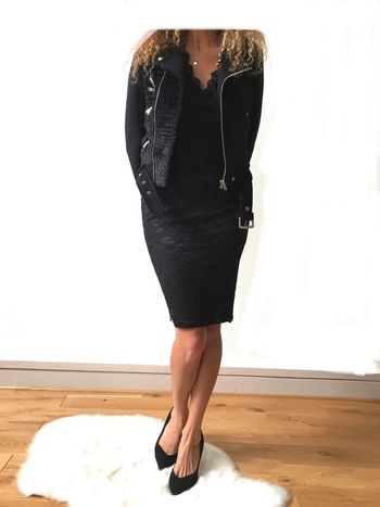Robe en dentelle noir signé Manoukian