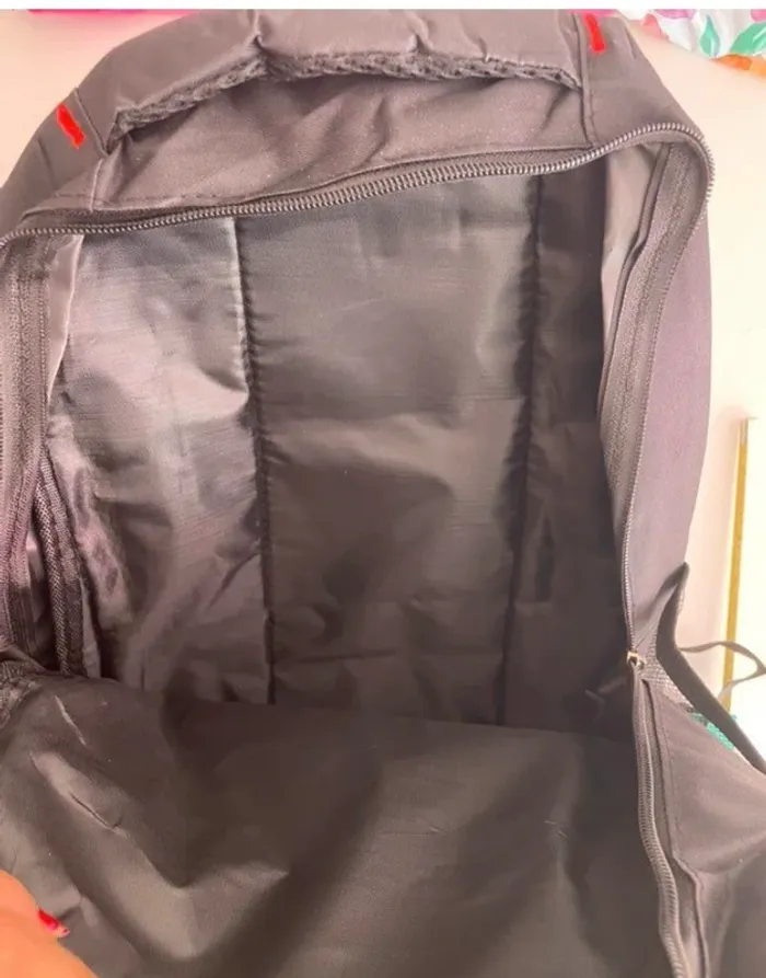 Sac à dos noir coutures rouge neuf - photo numéro 3