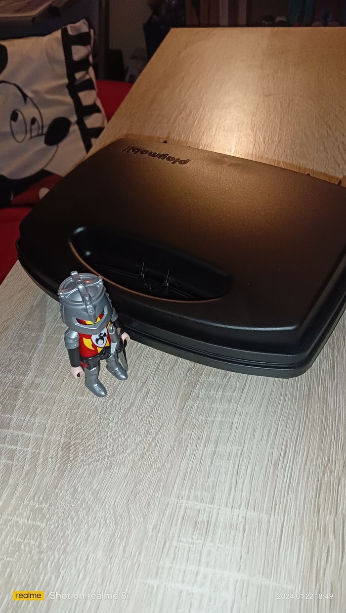 Ensemble valisette playmobil et son chevalier