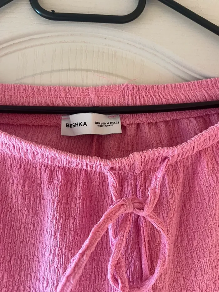 pantalon droit rose plissé gaufré bershka - photo numéro 4