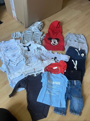 Lot vêtements bébé garçon 1 mois
