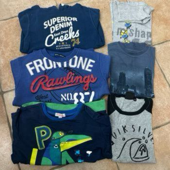Lot de 8 vêtements en 8 ans