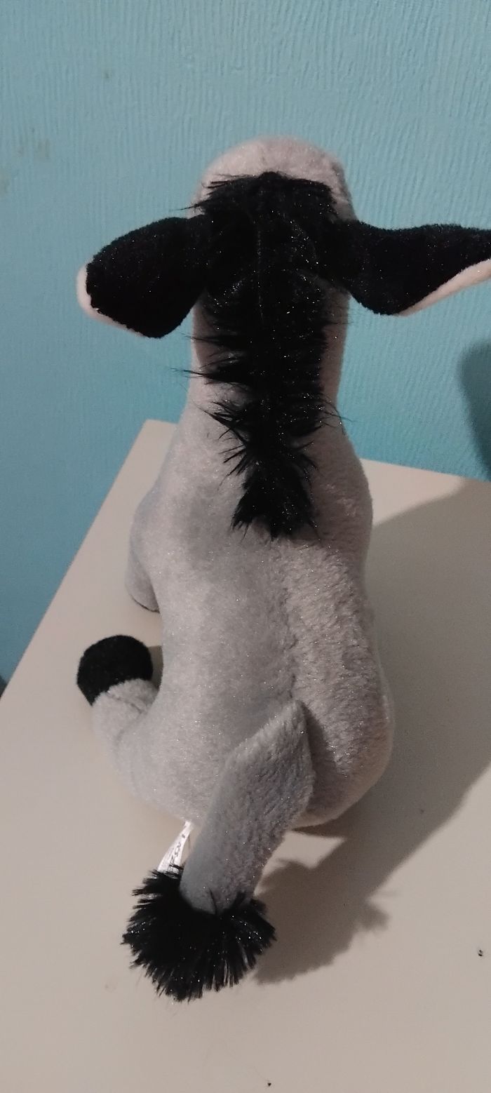 Donne anne peluche a venir chercher sur place