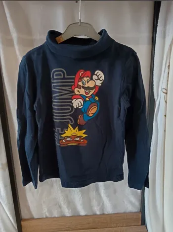 Col roulé super mario