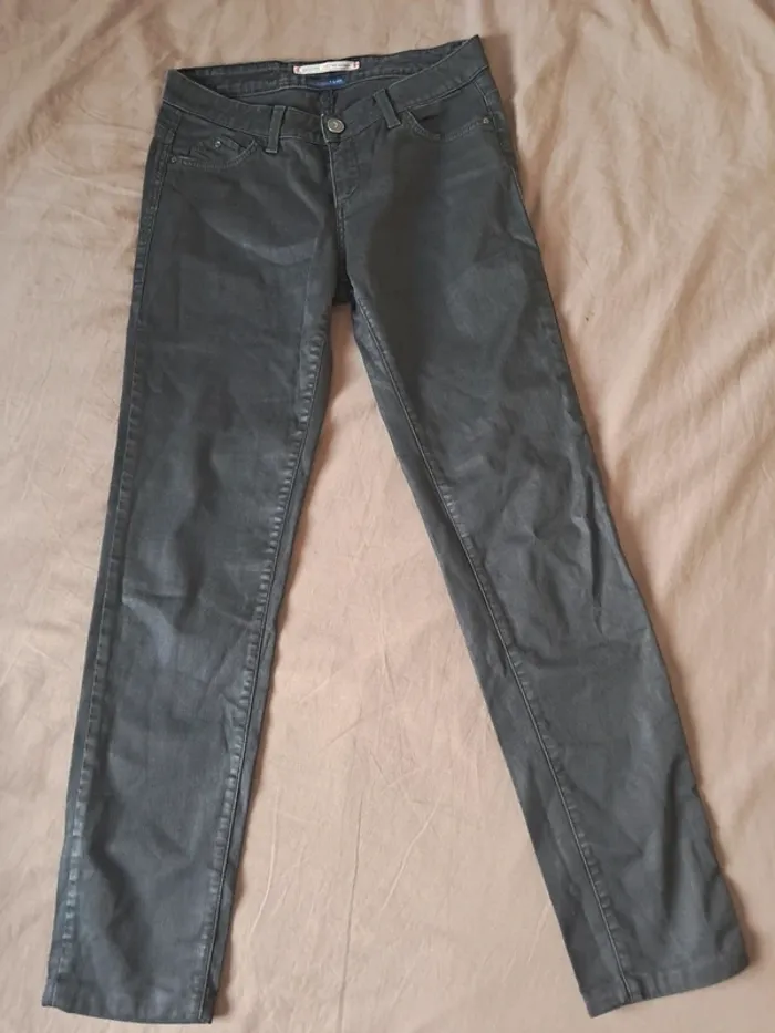 Jean noir trussardi