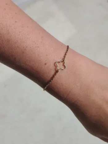 Bracelet trèfle doré en acier inoxydable