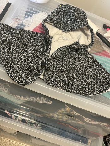 Poncho taille 6mois marque babibou