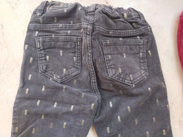 Jeans velours T.5/6A - photo numéro 5