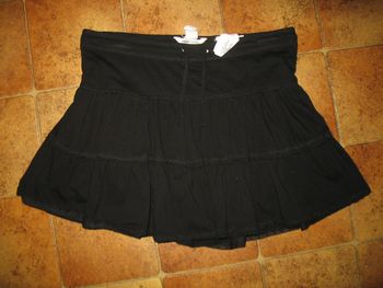 JUPE COURTE A VOLANTS NOIRE FILLE "H&M" - 14 ANS - n°02
