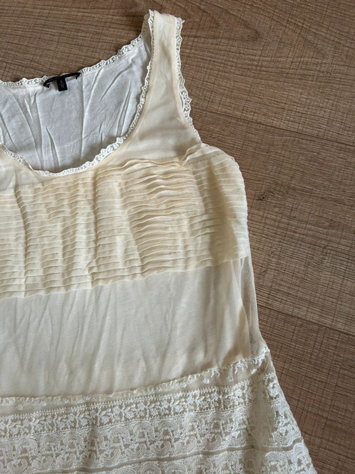 Robe jaune beige avec dentelle Massimo Dutti taille S jamais portée - photo numéro 13