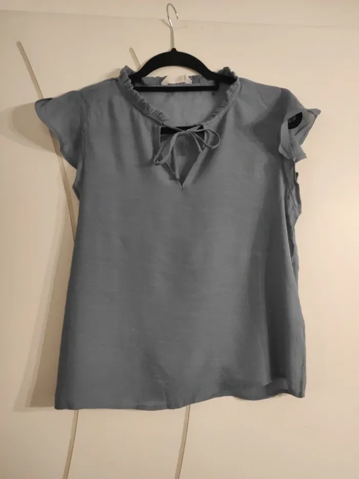 Haut tee-shirt bleu clair Terranova taille S