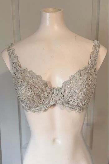 Soutien-gorge beige foncé dentelle – 95B – Armatures – TBE