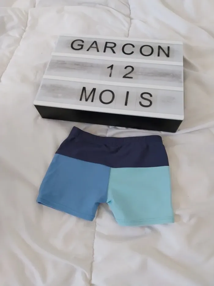 Short de bain garçon 12 mois - photo numéro 2