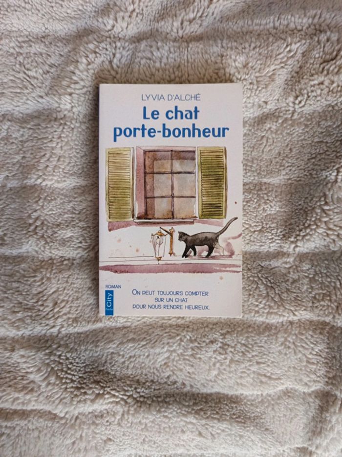 Le chat porte bonheur