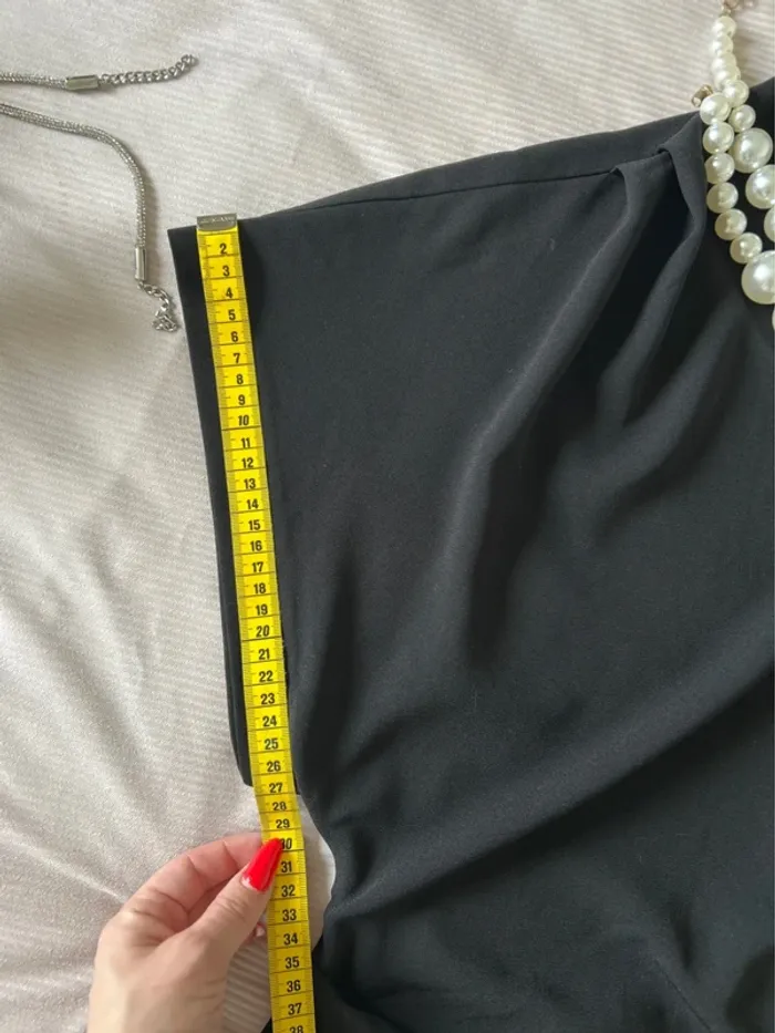 Robe noire, H&M taille M - photo numéro 5