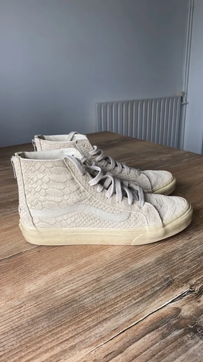 Vans beige/blanc cassé en daim - photo numéro 3
