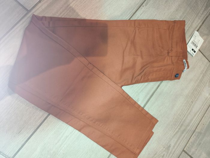 Pantalon neuf - photo numéro 3
