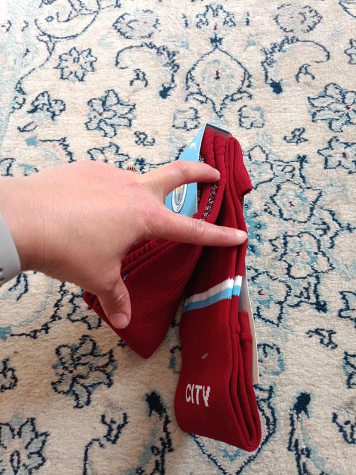 Chaussettes de foot Puma équipe Manchester City taille 47/49 authentique neuf - photo numéro 5