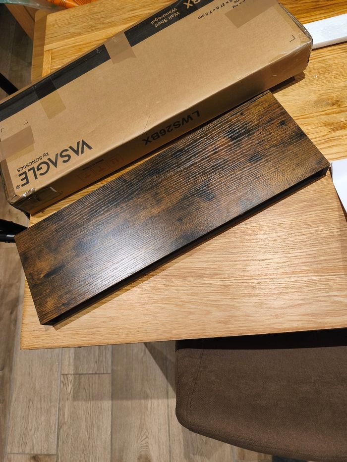 Étagère murale neuve