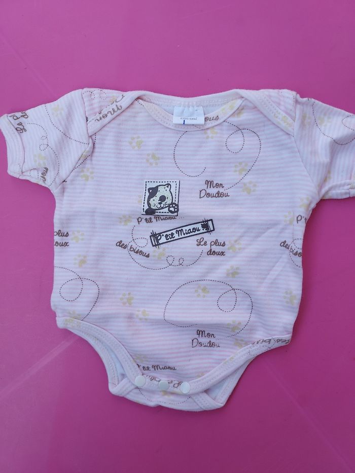 Lot bodys 3 mois mots d'enfants - photo numéro 3